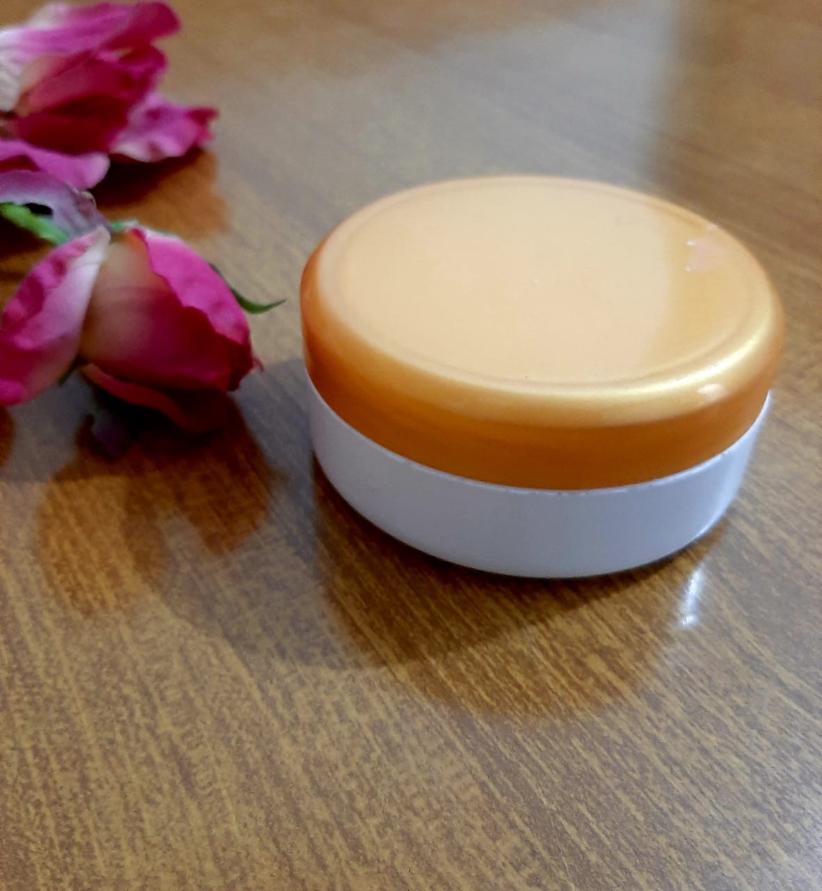 Hand and Foot Whitening Cream